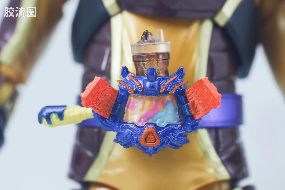SHF 假面骑士限定版 假面骑士Valen/瓦伦 冰沙特装＆“松脆”效果配件套装 - 图片